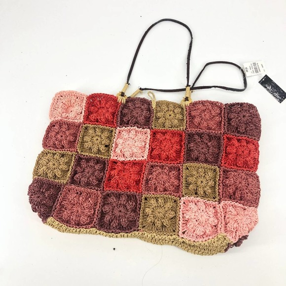 NWT XOXO Granny Square Woven Tote Bag - Picture 5 of 9